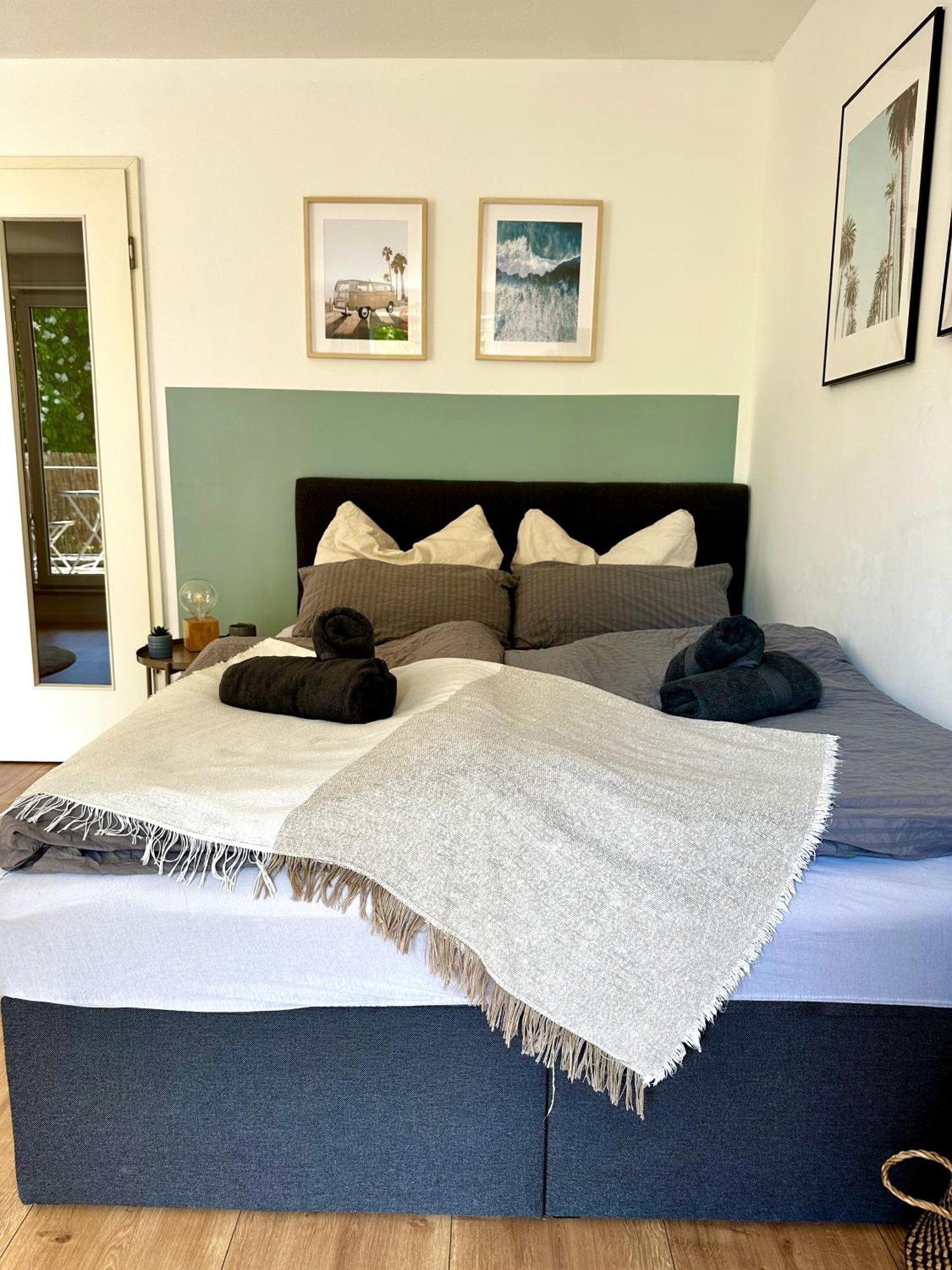 מגדבורג Gemuetliches 1R Apartment Mit Balkon, Parking, Tv Streaming מראה חיצוני תמונה